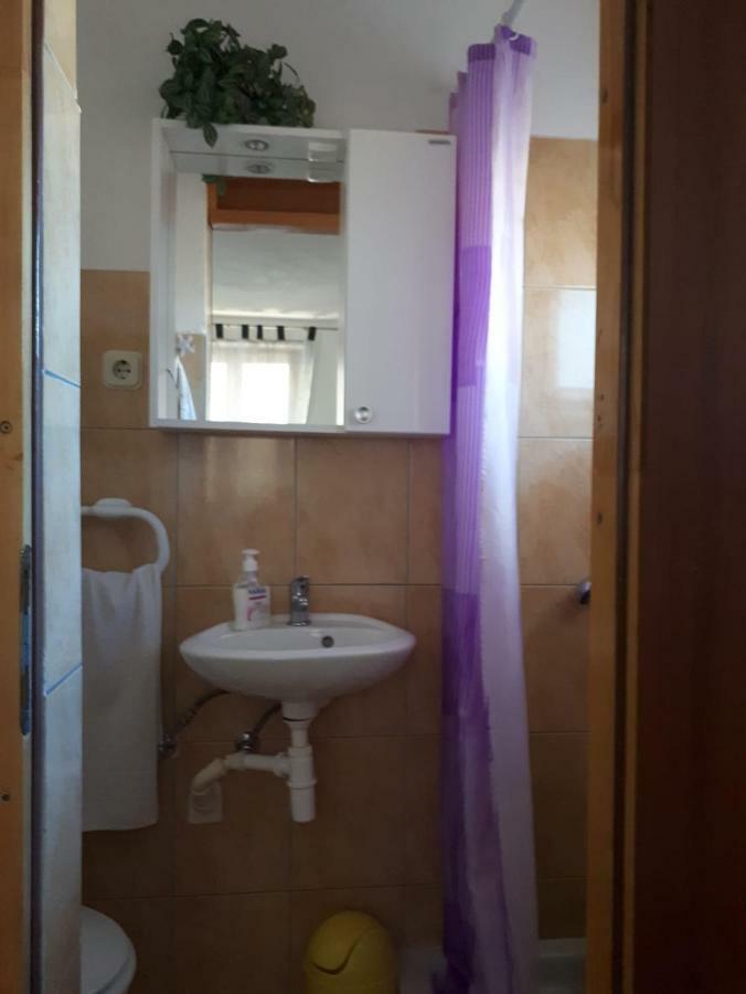 Mala Basina -Maslina Apartment Vrbanj Luaran gambar