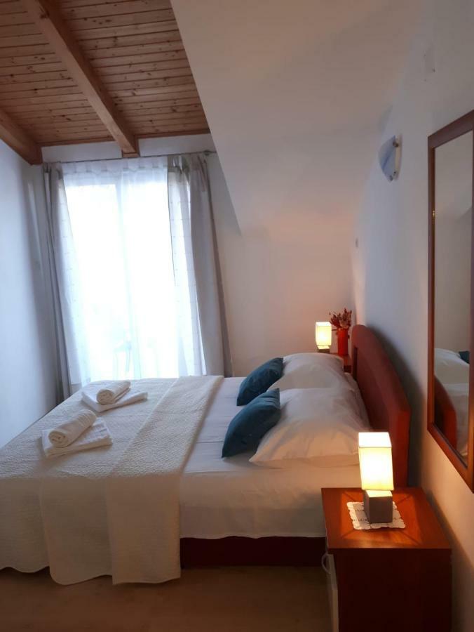Mala Basina -Maslina Apartment Vrbanj Luaran gambar